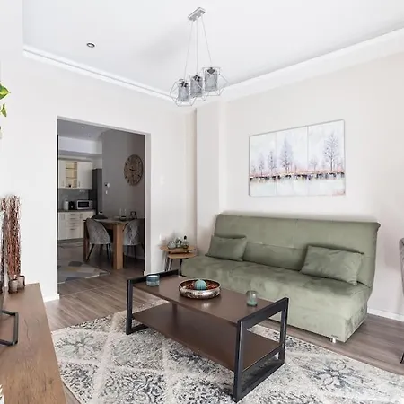 Apartment Sunny Retro Near Centre Thessaloniki